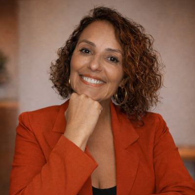 Eliane Nunes - Head of Revenue & Commercial Growth en Atucha Strategic Advisory