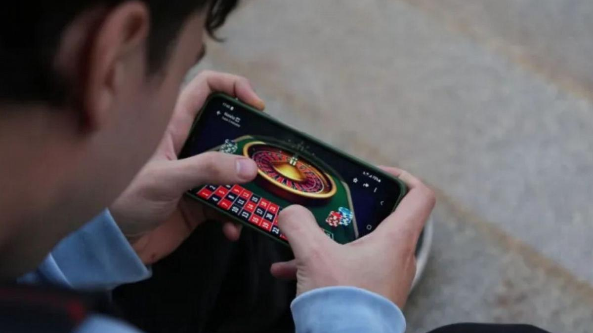LOTBA capacita a influencers sobre ludopatía infantil y apuestas