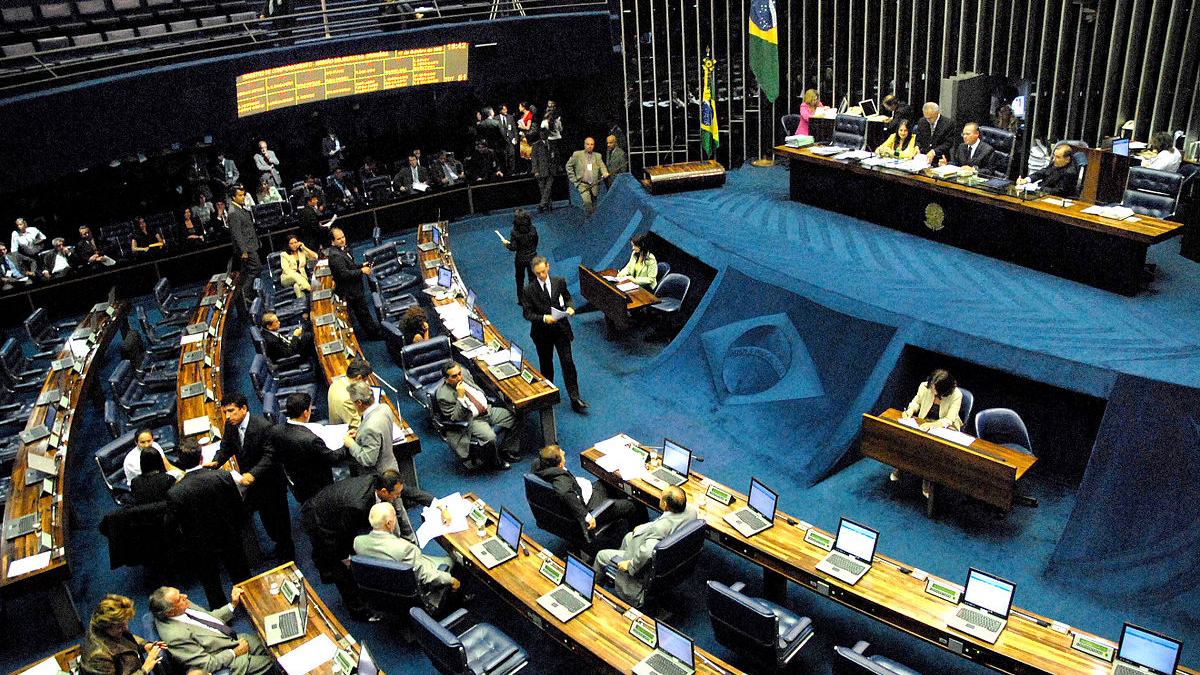 Senado aprueba proyecto: más impuestos a apuestas y fintech