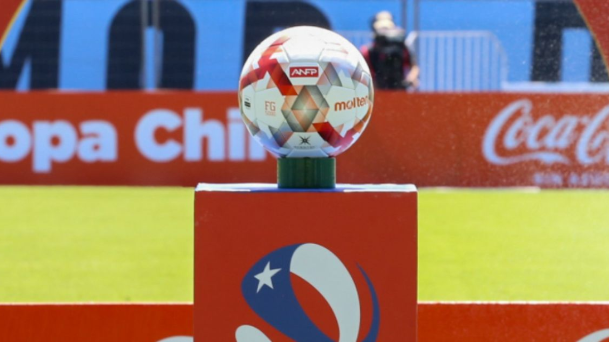 16 clubes de Primera inician la liga con patrocinio de apuestas