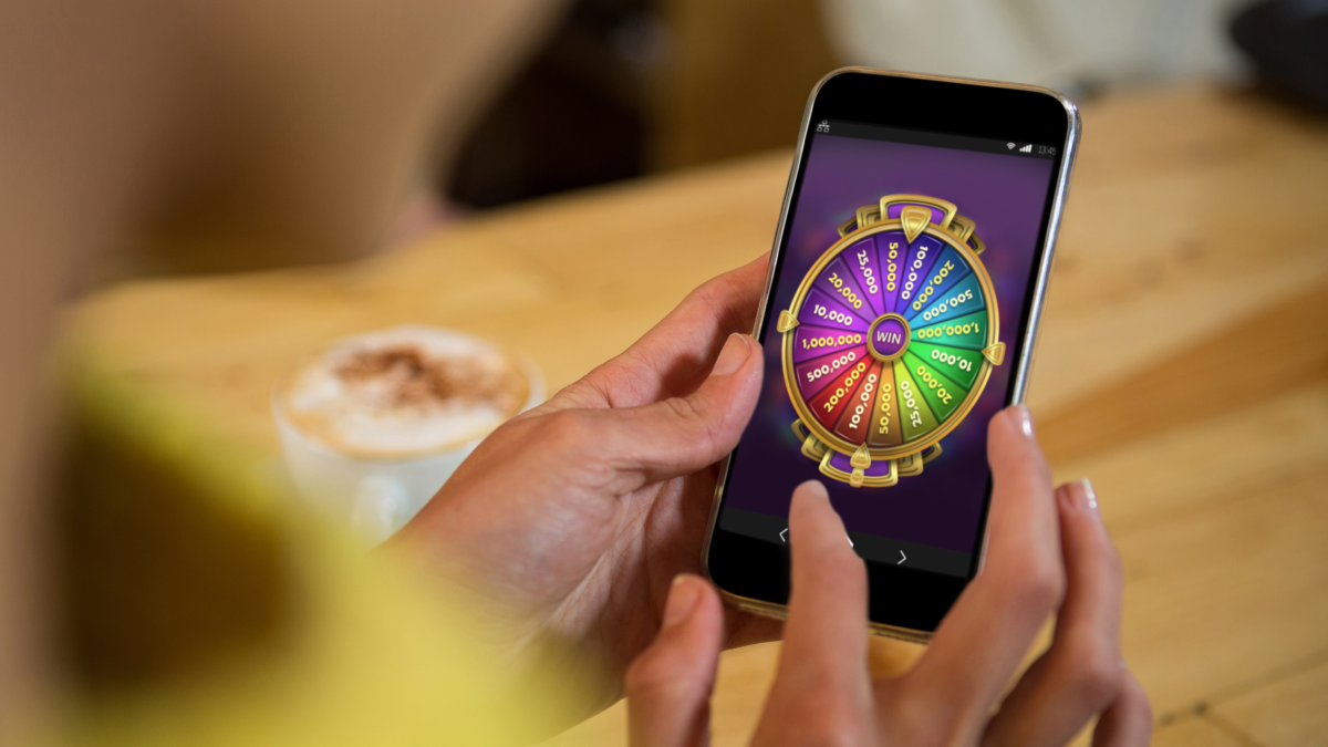 Mercado ilegal de apuestas en Brasil iguala al regulado por cargas