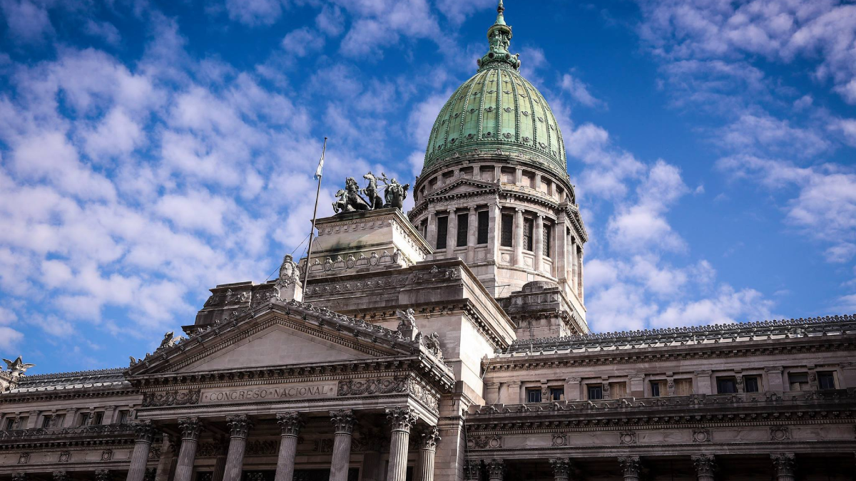 Apuestas online: debate estancado sobre su prohibición en Senado