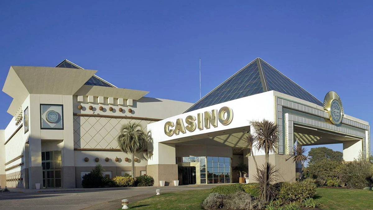 Reclamam transparência sobre a concessão online do Casino Club