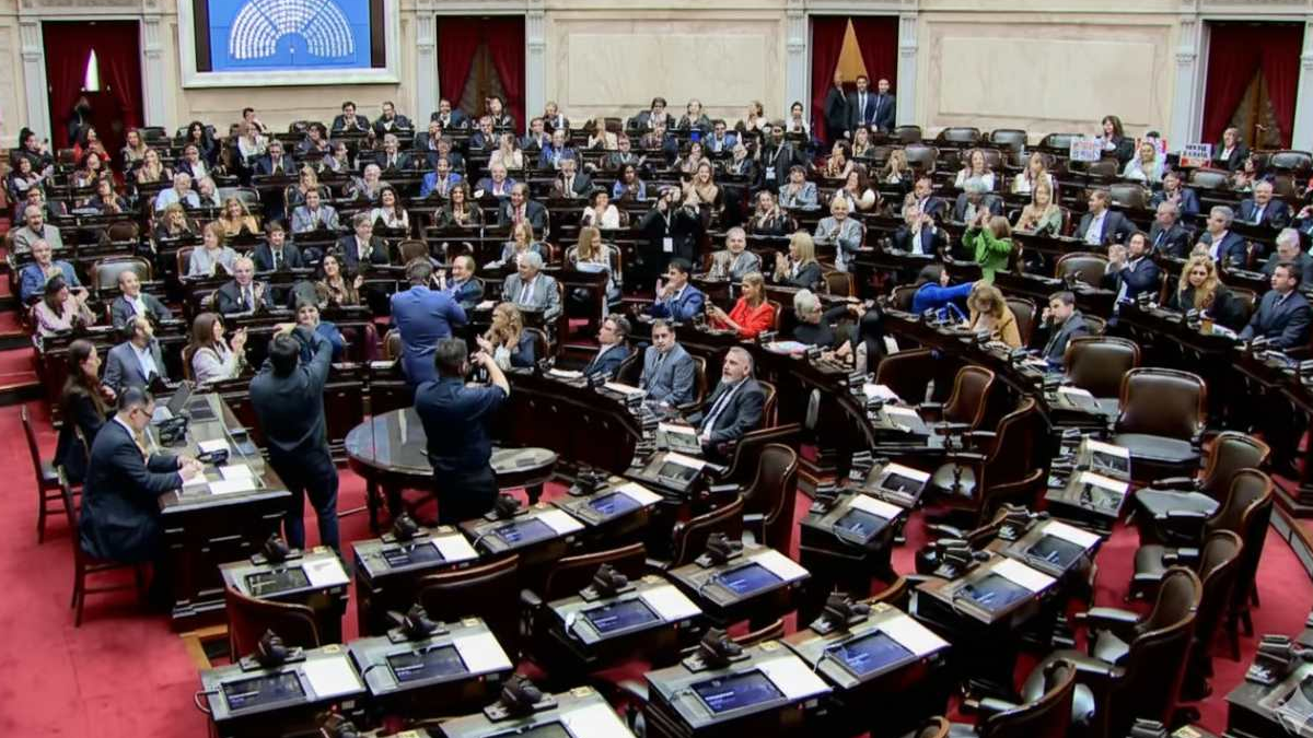 Buenos Aires: Projeto protege menores de aposta online