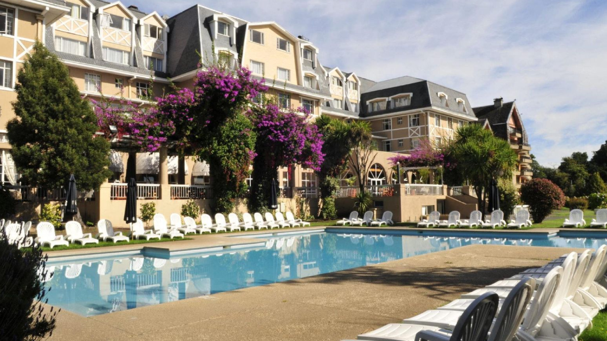El Gran Hotel de Pucón se vende por 16 millones de dólares