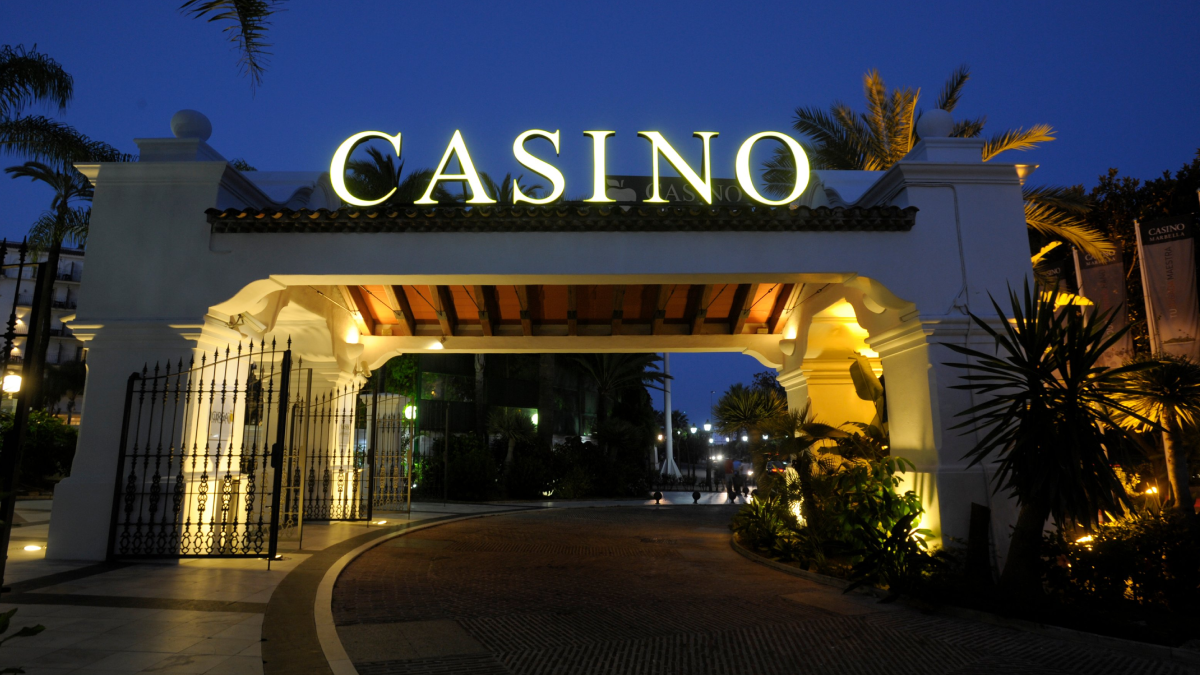Casino Marbella amplía su sala de slots y estrena web propia
