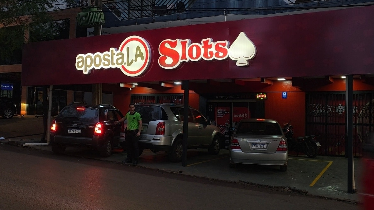 Apostala inaugura un nuevo casino en Ciudad del Este, Paraguay