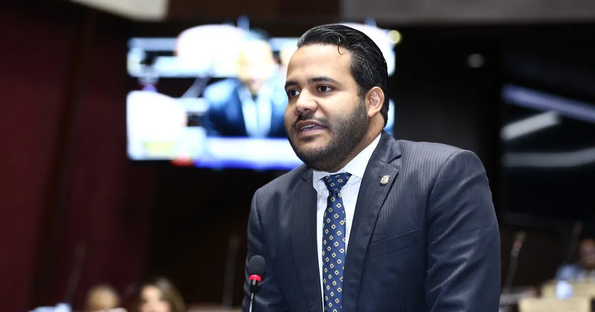 Deputado pede que o Senado dominicano aprove a lei de jogos