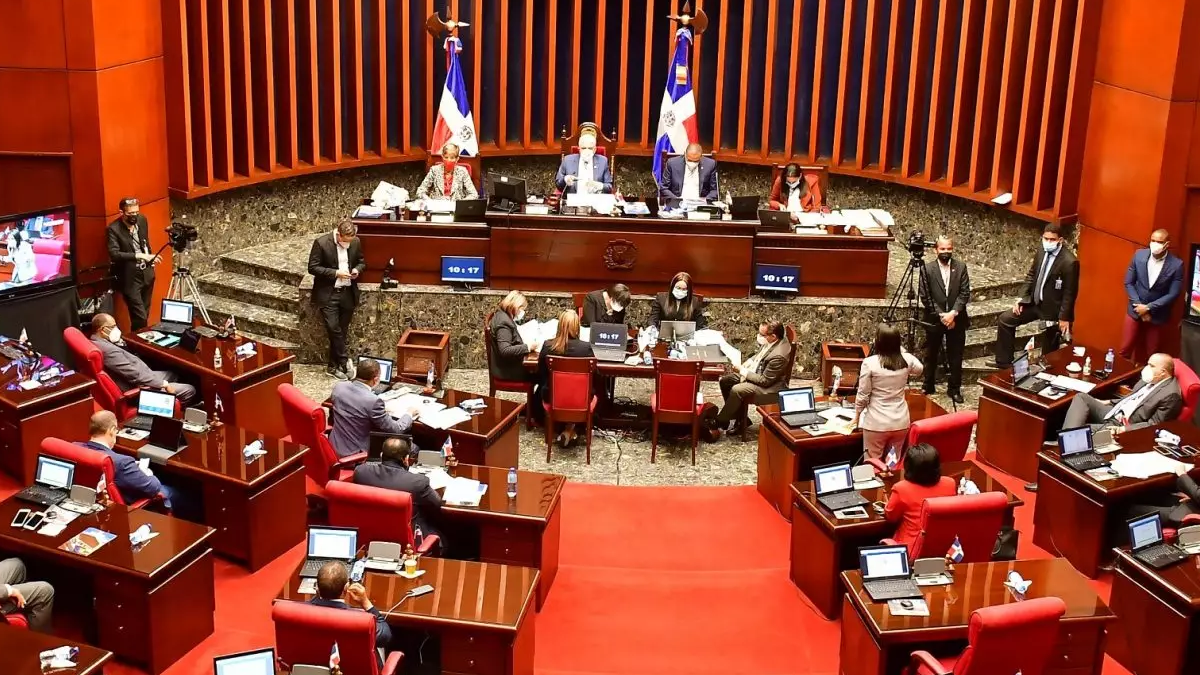 Comisión de Hacienda Senado dominicano unifica leyes juegos de azar