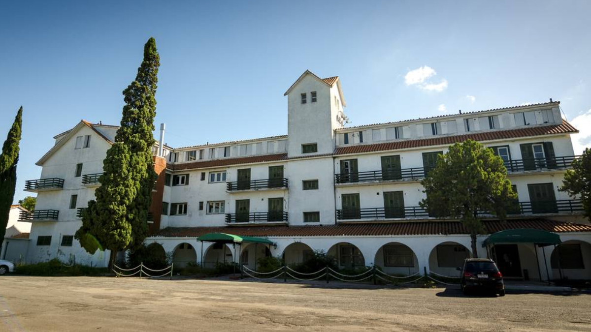 Uruguay busca salida para el Hotel Casino Carmelo